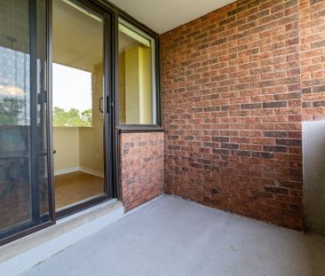 For Lease - 3501 Glen Erin Drive Unit# 311, Mississauga, Ontario - Photo 3