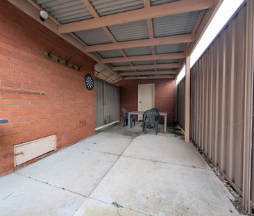 Low Maintenance Unit - Photo 2