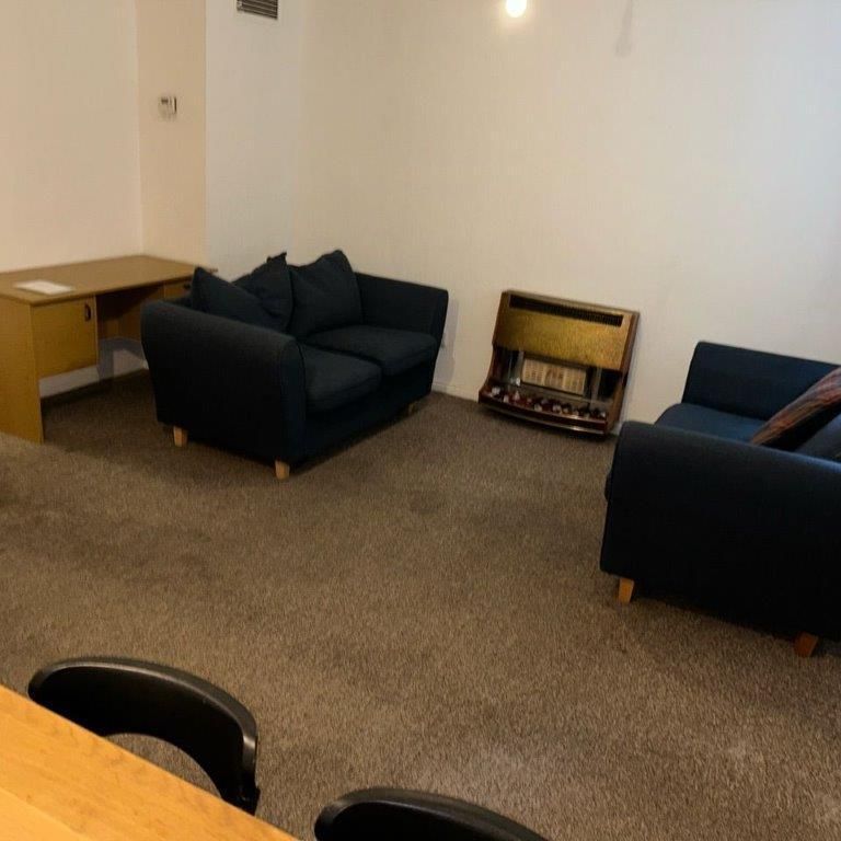 4 bedroom house to rent - Photo 1