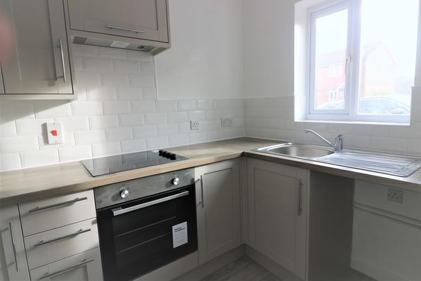 2 bedroom semi-detached house to rent - Photo 1