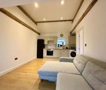 1 bedroom Mid Terraced Bungalow to let - Photo 3