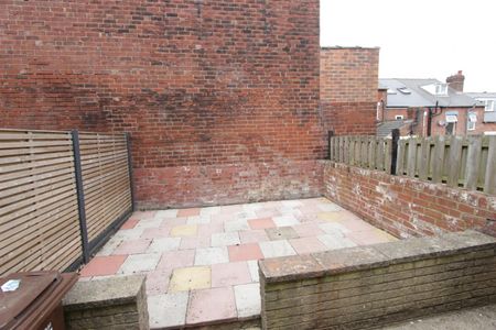 Hunter Hill Road, S11, Sheffield - Photo 4