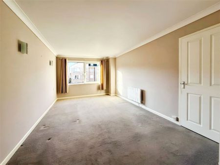 Homebeech House, Mount Hermon Road, Woking, Surrey, GU22 7XG - Photo 4