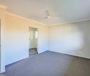 Stunning Four Bedroom Home With Loads Of Special Features - Photo 3