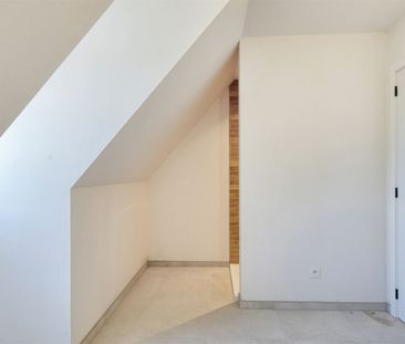 Zeer ruime nieuwbouwwoning gelegen op een groot zonnig perceel - Photo 3