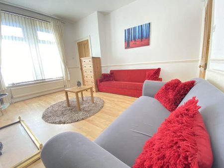 3 bedroom house to rent - Photo 2