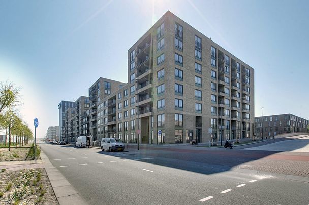 Bert Haanstrakade 1058, Ed Pelsterparkbuurt, 1087HJ, Amsterdam - Photo 1