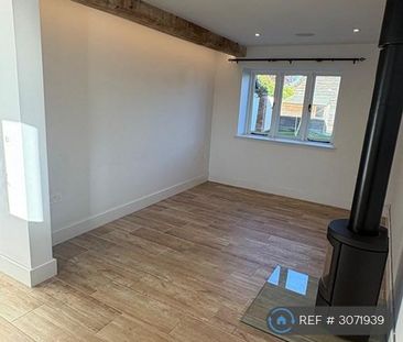 2 bedroom semi-detached house to rent - Photo 1