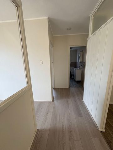 2 Bedroom Unit - Ground Floor - Photo 5