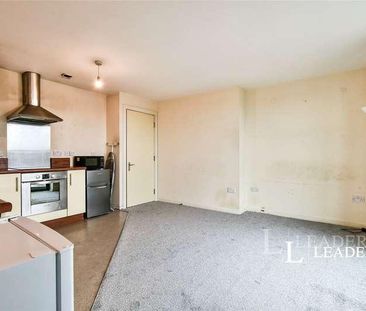 City Point, Chapel Street, Salford, Greater Manchester, M3 - Photo 3