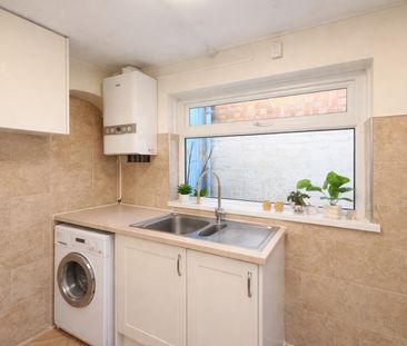 Room in a Shared House, Cross Road, CR0 - Photo 3