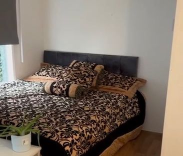 Studio Flat, Burdiehouse Rd, EH17 - Photo 6