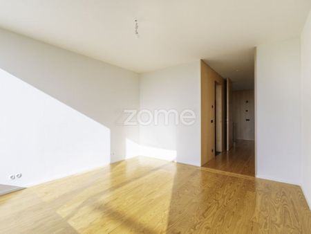 3 room luxury House for rent in Porto, Portugal - Photo 2