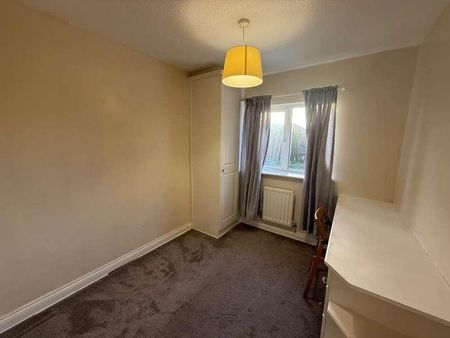 Helm Drive, Hull, HU9 - Photo 4