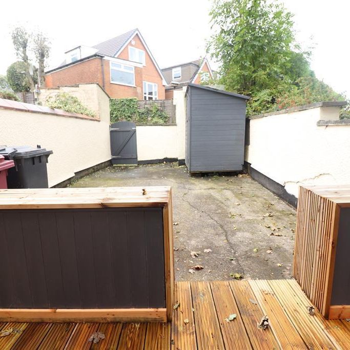 2 bedroom end of terrace house to rent - Photo 1