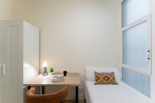 Calle Mayor, Madrid, Community of Madrid 28013 - Photo 1