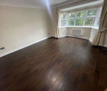 4 bedroom detached house to rent - Photo 2