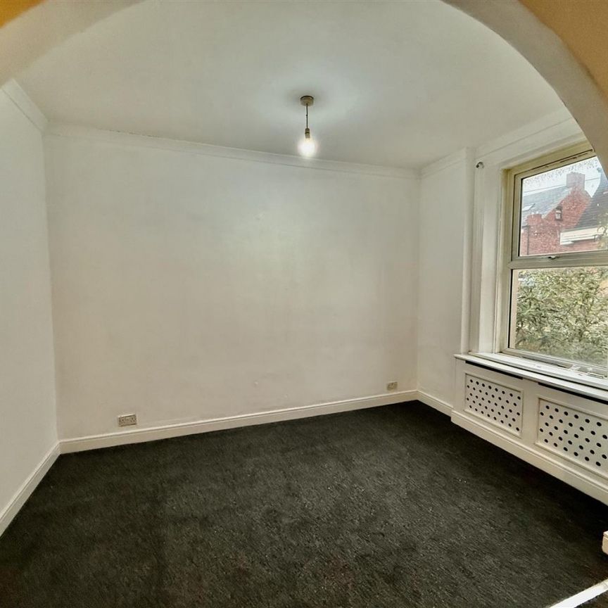 Westbourne Avenue, Bensham, Gateshead - Photo 1