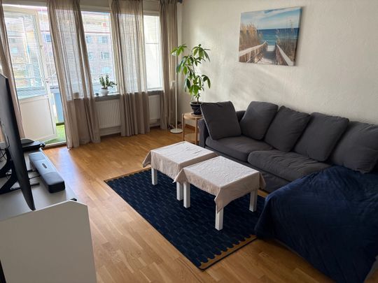 Körkarlens gata, Hisings Backa - Photo 1