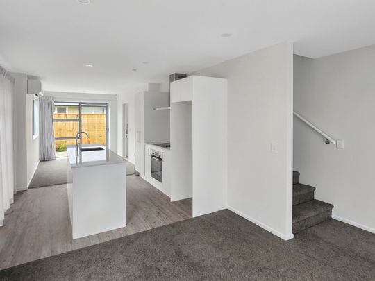 New in Wainui - Photo 1