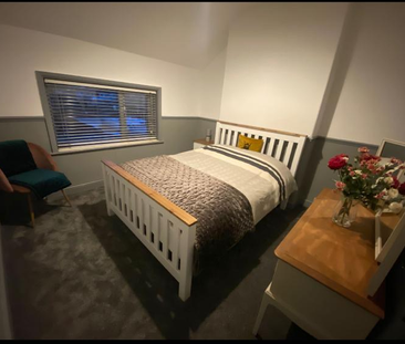 1 bedroom in a house share to rent - Photo 5