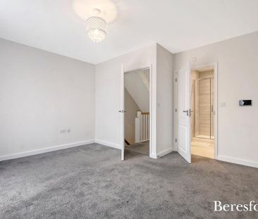4 bedroom terraced house to rent - Photo 6
