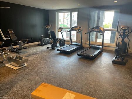 For Lease - 95 Dundas Street Unit# 202, Oakville, Ontario - Photo 3