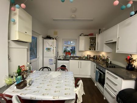 1 bedroom semi-detached house to rent - Photo 5