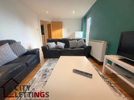 2 Bedroom Flat - Photo 4