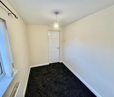 26 Greenville Street, Belfast, BT5 5AG - Photo 4