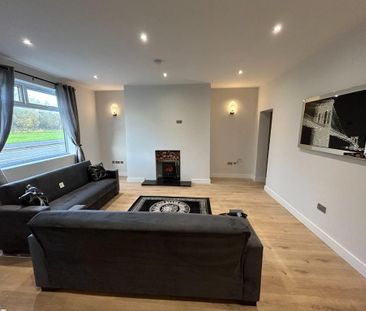 3 bedroom private hall to rent - Photo 3