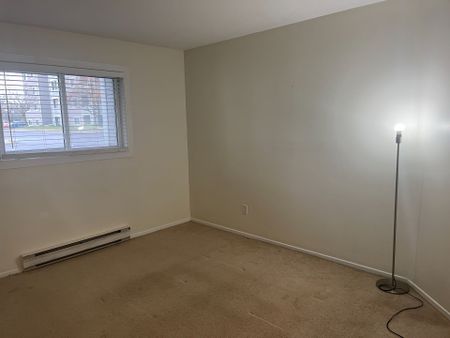 For Lease - 316 Lorry Greenberg Drive Unit# 117, Hunt Club - South Keys and Area, Ontario - Photo 5