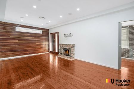 Modern 4-Bedroom Family Home with Entertaining Space - Photo 5