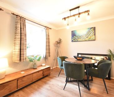 Julian Hill, Weybridge, KT13 - Photo 3