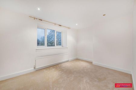 3 bedroom flat to rent - Photo 4