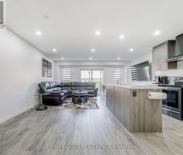 16 ROPER PLACE - Photo 1