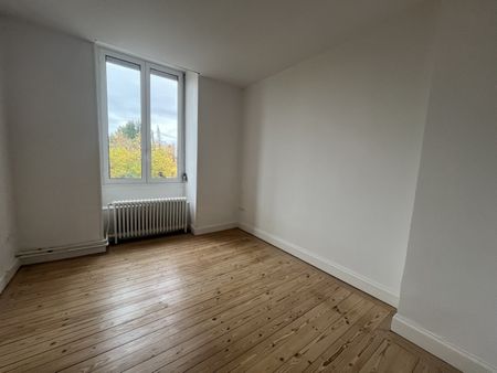 Location Appartement 3 pièces 79m² MARCQ EN BAROEUL 59700 - Photo 2