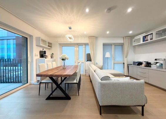 3 Bed Penthouse, Tierney Lane, W6 - Photo 1