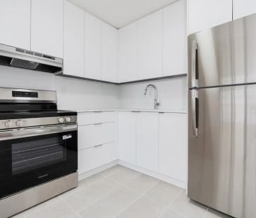 101 Roehampton Avenue-East Tower — Laurel - Photo 5