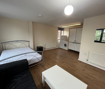 Studio to rent - Photo 4 | Rentumo