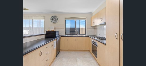 4 Bedroom Family home - Photo 1