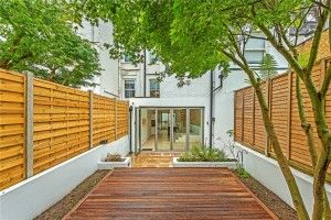 Hazlebury Road, London, SW6 - Photo 1