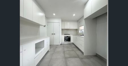 Modern Near-New Granny Flat with Spacious Yard & Private Entry - Photo 4
