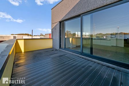 Instapklaar en energiezuinig appartement met ruim terras! - Photo 3