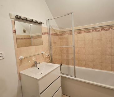 Location Appartement 2 pièces 47m² FONTAINEBLEAU 77300 - Photo 4
