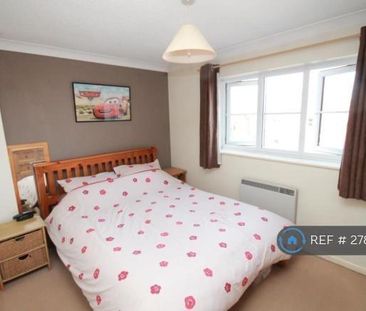 2 bedroom terraced house to rent - Photo 2