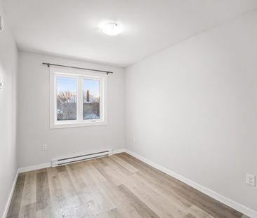 224 Polson - Photo 2
