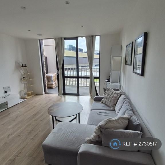 1 bedroom flat to rent - Photo 1