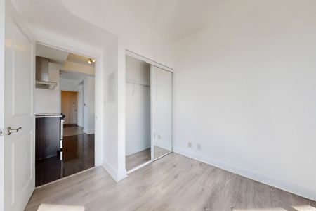 For Lease - 60 Absolute Avenue Unit# 2906, Mississauga, Ontario - Photo 4