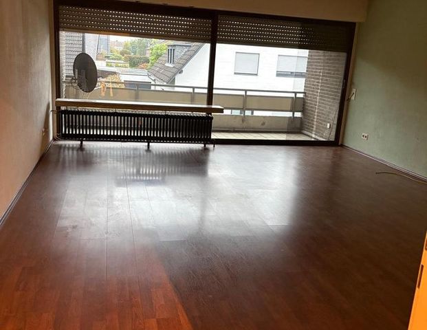 nette 2 Zimmer-Wohnung mit Balkon in ruhigem Mehrfamilienhaus - Photo 1